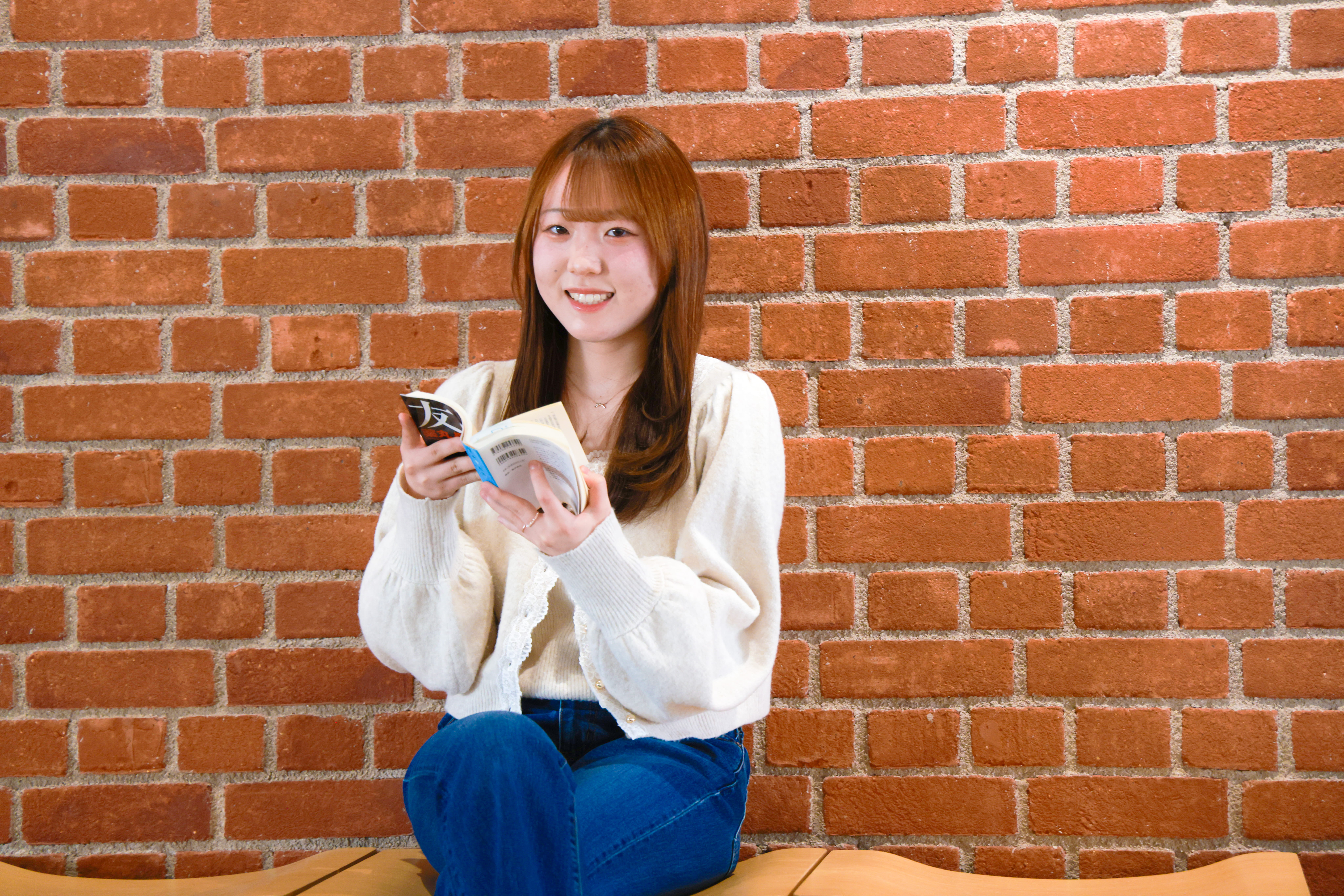 もともと英語学習に興味があり、また読書が大好きだったことが一番の志望理由です。